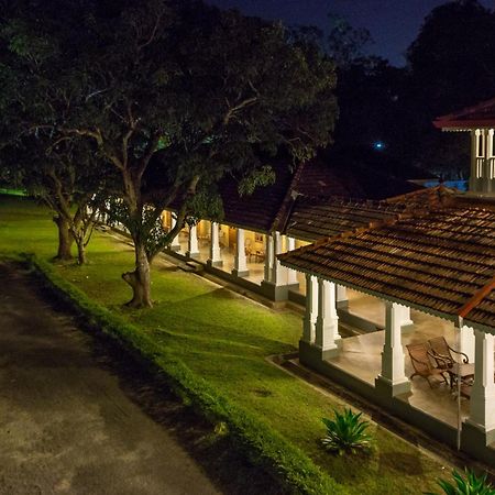 The Sanctuary At Tissawewa Hotel Holambra Exterior foto