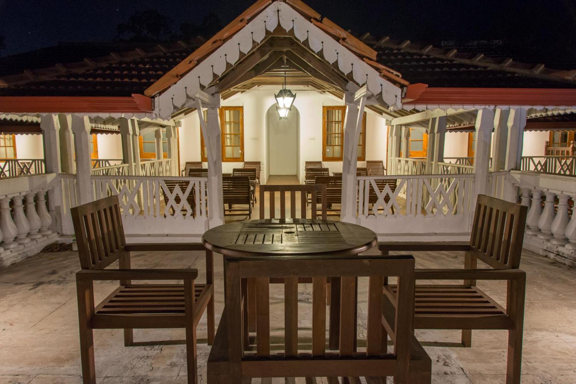 The Sanctuary At Tissawewa Hotel Holambra Exterior foto